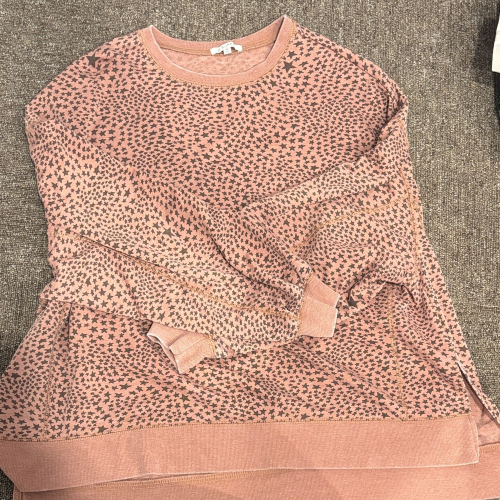 A supply Women's Pink Star Pattern Top